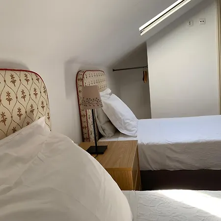 Discovery Expo - Aeroporto Guest house Lisbon