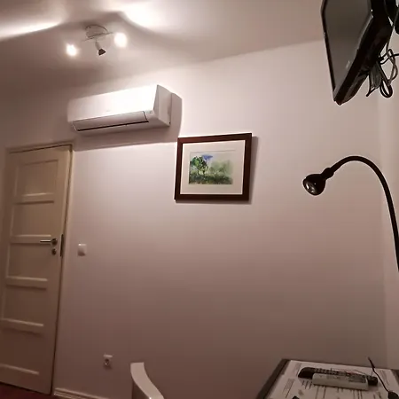 Discovery Expo - Aeroporto 3* Лиссабон