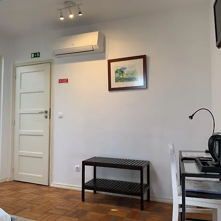 Discovery Expo - Aeroporto 3* Lisbon