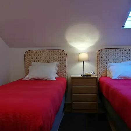 Discovery Expo - Aeroporto Gasthuis 3*